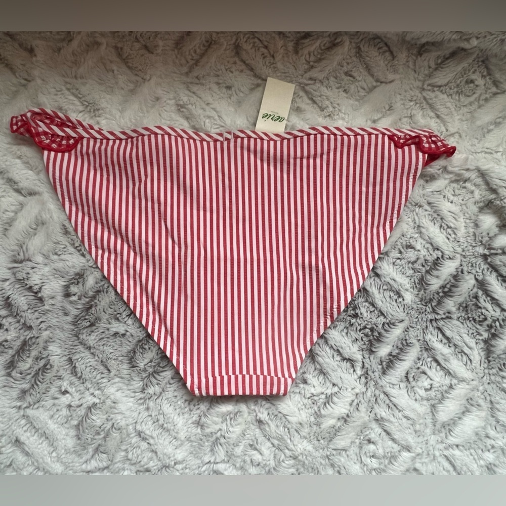 2/$20 ❤️ NWT aerie Red & White Striped Seersucker Ruffle Bikini Bottom Small - Picture 2 of 7